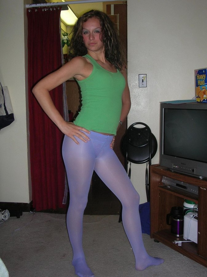 amateurs in pantyhose